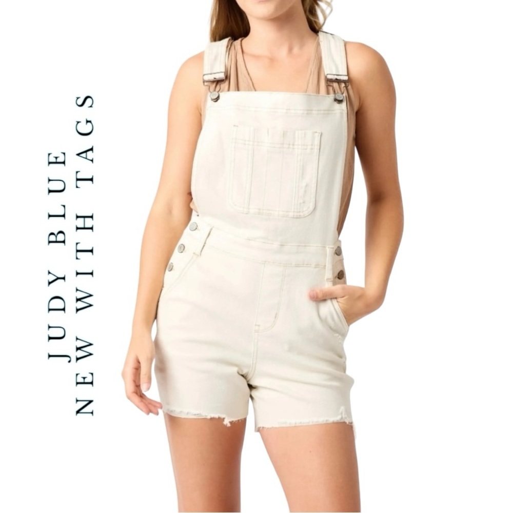 1767. JUDY BLUE ECRU IN COLOR OVERALL SHORTS FACTORY DISTRESSED SIZE 2X